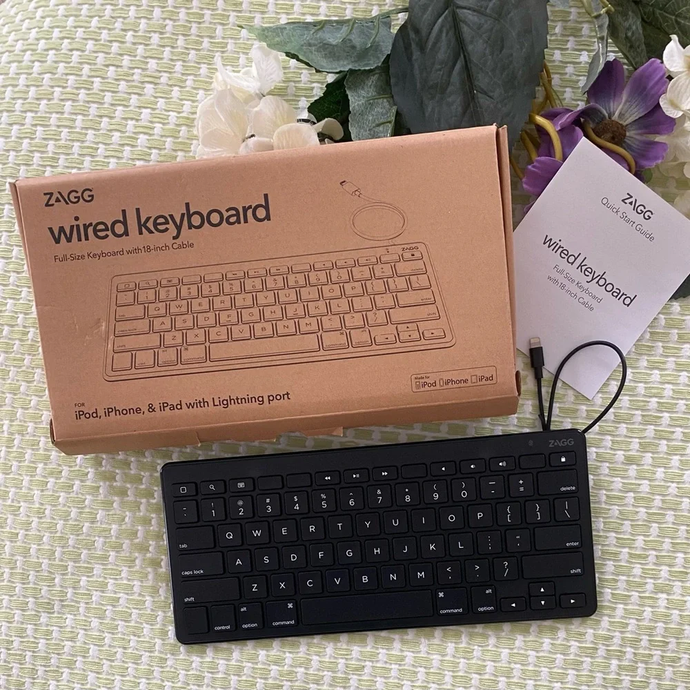 🌟ZAGG 18” Wired Keyboard🌟